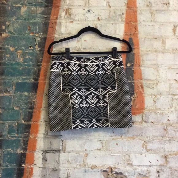 Luytero Aztec Print Mini Skirt Size S - Picture 1 of 6